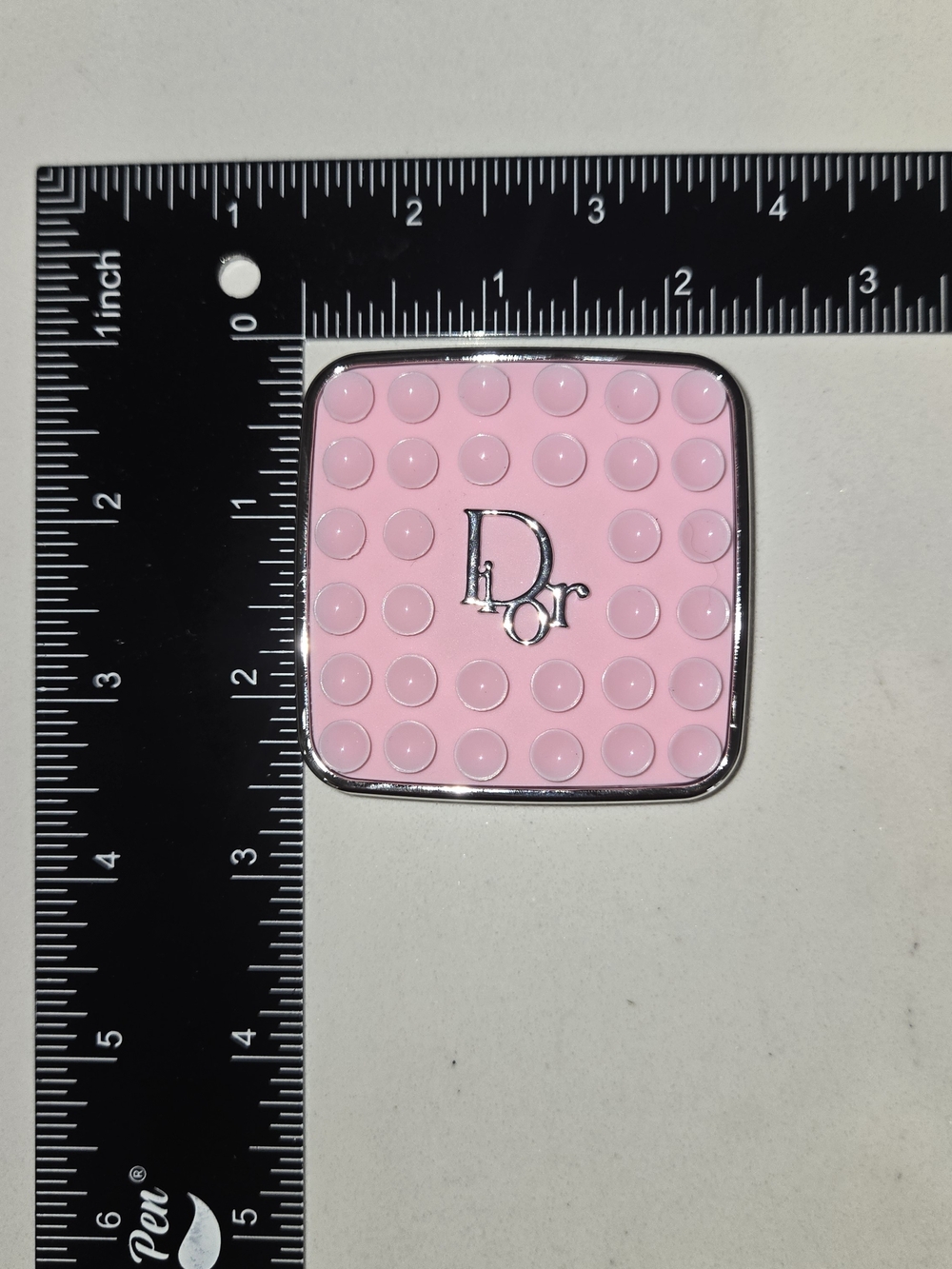 Pink Suction Phone Grip Accessory - Picture 4 of 5
